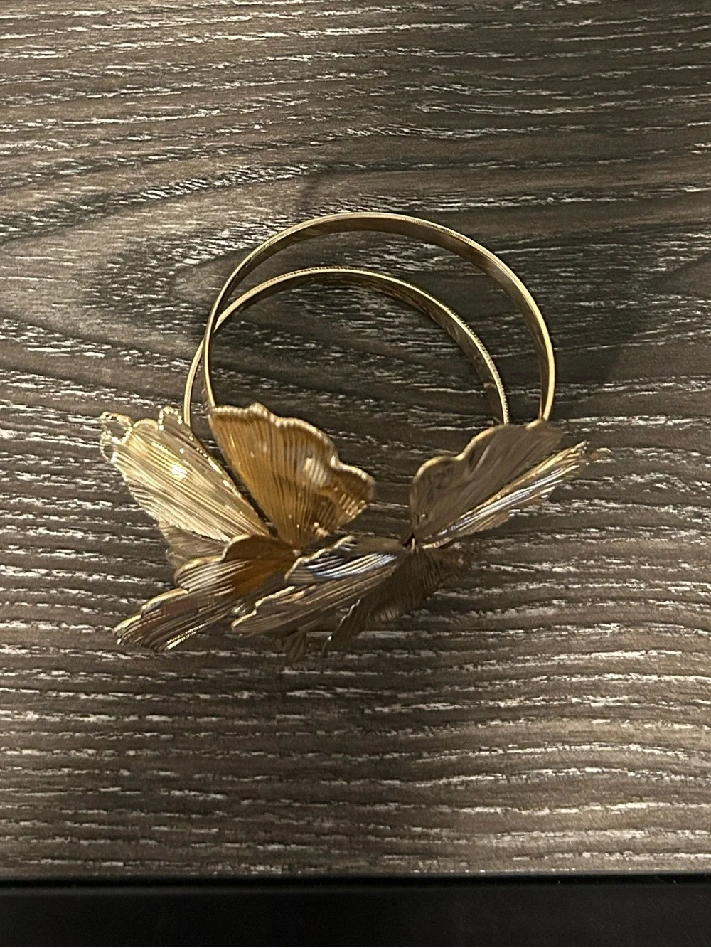 N/A gold tone